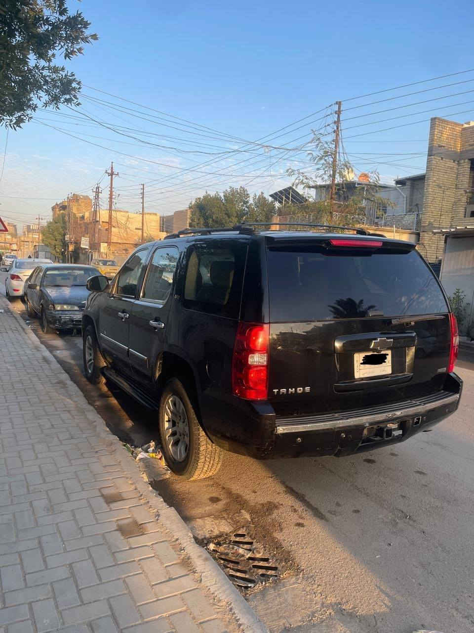 السلام عليكم للبيع تاهو مديل 12 فول LTZ مواصفات معروفة جاهزة محرك كير صدر كهربائيات تبريد رقم بغداد باسمي مميز مكاني بغداد السيارة بيهة بوب صفحة السايق مبدلات نفس اللون الباقي وين ما يعجبك افحص السعر 225 وبيهة مجال *********** بغداد, العراق
