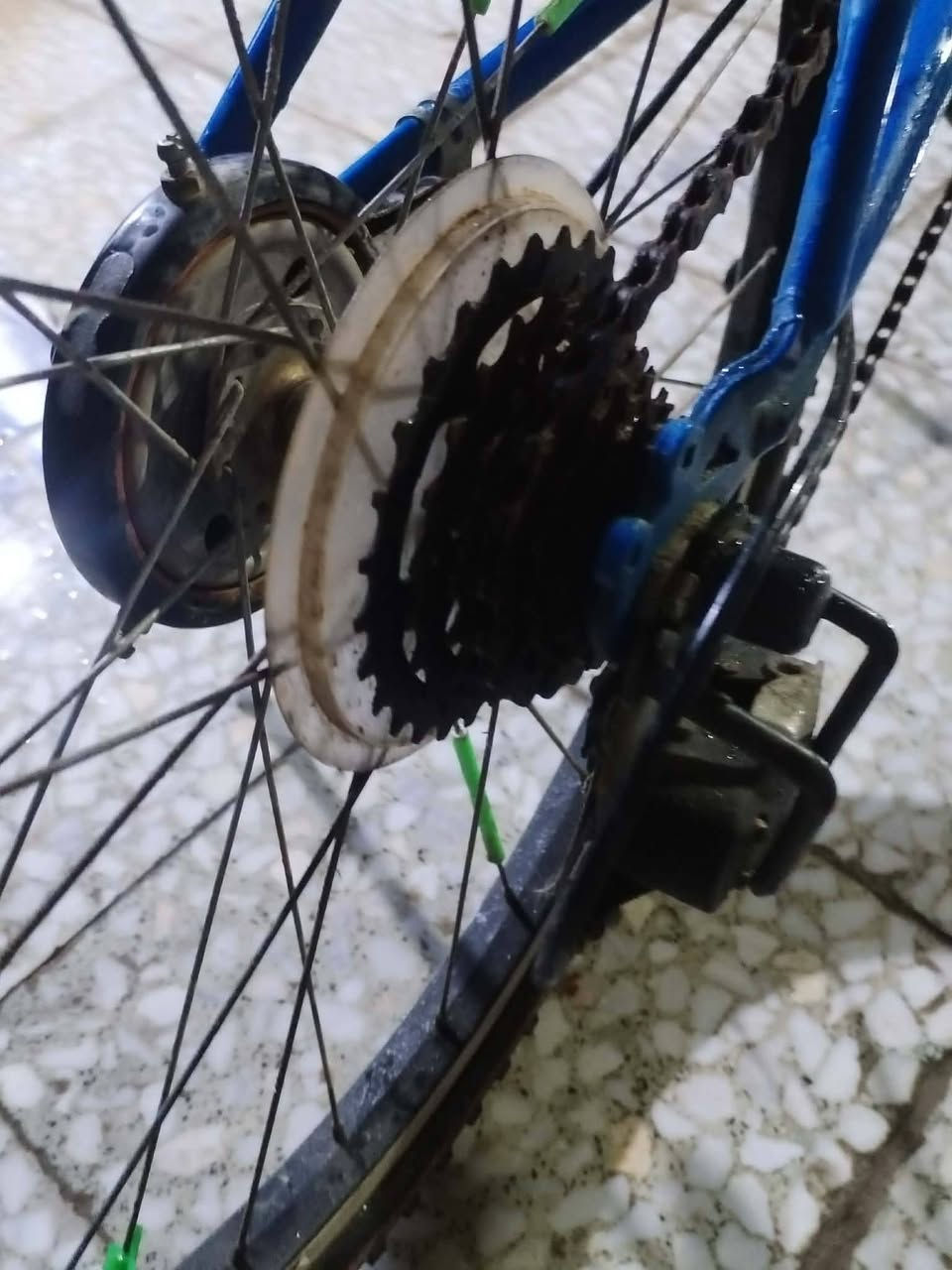 بايسكل ياباني جديد حجم 24 للبيع او مراوس سعر 100 وبي مجال


**إذا كنت صاحب هذا الإعلان وتريد حذفه لأي سبب، رجاءا أرسل رسالة إلى الدعم الفني**