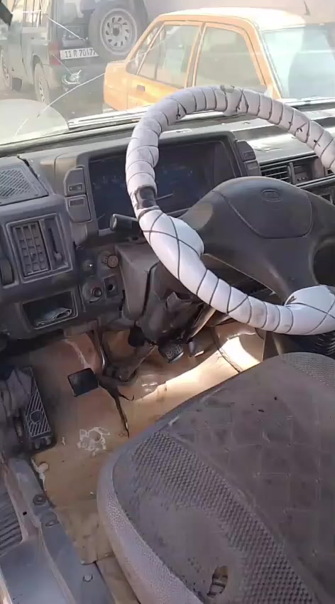 السلام عليكم  كيه بسته موديل 95 نضيفه خياسات مابيها شوفت عينك وسياره ممغسوله واقع حال رقم بغداد أجرا انكليزي السنويه 27 مصفره هئيه وغرامات  هزه 27 اكسل كير شرط مكينه زينه وراعيها موجود تحويل مباشر ماكتبه مروري 
مكان بغداد الزعفرانيه 
رجاء اقره المنشور زين يله تتصل 
*********** 

سعر ٤٠ وبيها مجال
