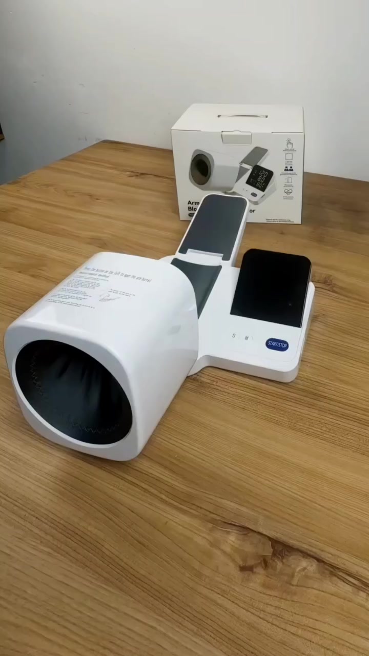 جهاز قياس ضغط الدم الإلكتروني الدقيق
راقب ضغطك بسهولة وأنت في البيت وبدون الحاجة للذهاب إلى المستشفى!

مميزات الجهاز:
• شاشة LED واضحة لعرض النتائج بسهولة
• قياس سريع ودقيق بتقنية الذبذبات الحديثة
• مناسب لمحيط ذراع 22 – 32 سم
• يقيس الضغط حتى 285 ملم زئبقي
• يقيس معدل نبضات القلب بدقة
• نظام تفريغ هواء ذكي بصمام تحكم أوتوماتيكي
• تصميم عملي ومتين بعمر استخدام يصل إلى 5 سنوات
• يعمل بقدرة 6 فولت
• وزن مناسب للاستخدام المنزلي

📏 حجم الجهاز:
الطول: 247.6 ملم
العرض: 200 ملم

💡 مناسب للبيت، كبار السن، أو أي شخص يريد متابعة ضغطه يومياً بكل سهولة.

🔥 السعر موجود في التعليقات
⬇️ ادخل للتعليقات الآن وشوف السعر

#جهاز_قياس_الضغط #قياس_الضغط #ضغط


**إذا كنت صاحب هذا الإعلان وتريد حذفه لأي سبب، رجاءا أرسل رسالة إلى الدعم الفني**