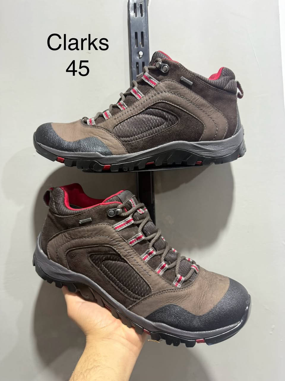 اهلا شباب❤️
توفر حذاء اوربي اصلي🔥
القياس موجود داخل آلصوره 🖼️
الأستفسار مراسلة البيج ***********
يتوفر توصيل 🚎
