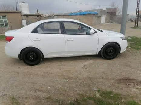 کیای سیراتۆ مۆدێل ٢٠١٢ گێڕ عادی دەعم و لێدراوی نیە گێڕو مەکینەی بە شەرتی فیتەر  ٦ گێڕ سەنەوی و ڕەقەمی تازەیە  نرخ ٩٥ وەرەقەو کەمێک معامەلە  .لە سلێمانی ژ.م *********** السليمانية, العراق
