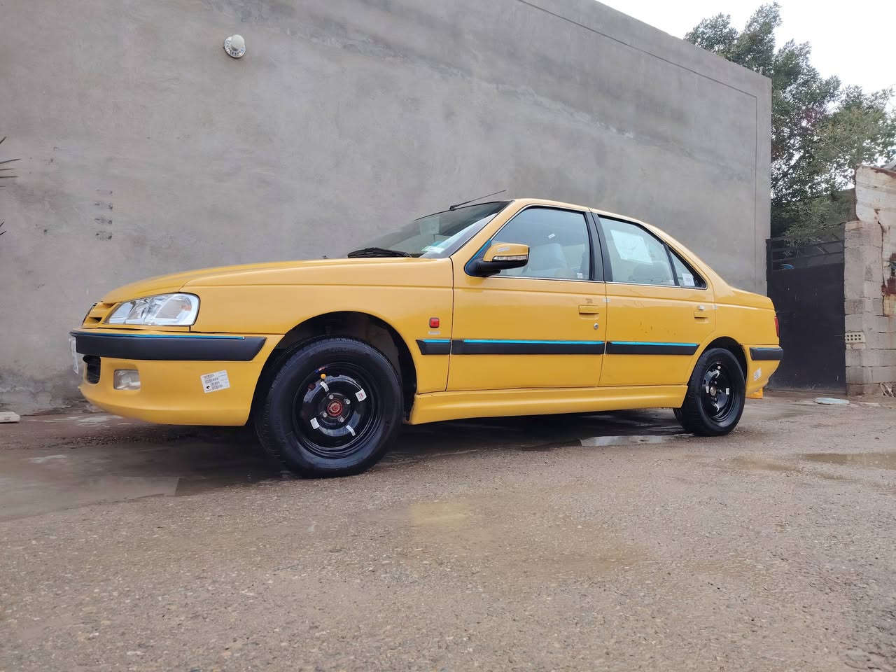 السلام عليكم بيجو بارص 2015سياره نضيفه  كير مكينه خير من الله تخم تاير جديد كلج جديد باتري جديد ارقام نكليزي سنويه لل 30 وبسمي  سياره بيه هلا لات الخلفيه مصبوغه  السعر 55وبيه مجال بسيط متواجد خاص  مو شراي اعبر المنشور


**إذا كنت صاحب هذا الإعلان وتريد حذفه لأي سبب، رجاءا أرسل رسالة إلى الدعم الفني**