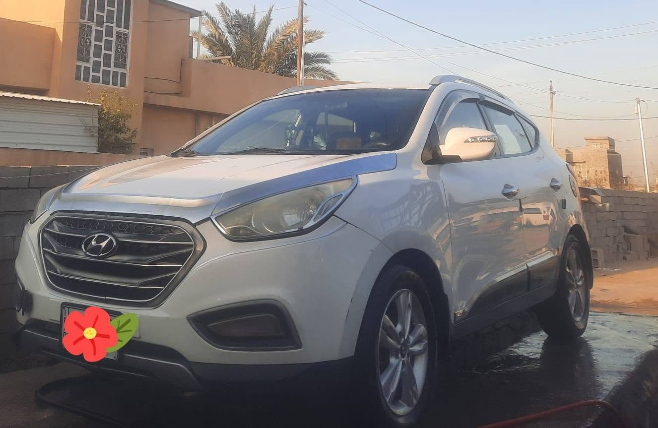 مراوس مراوس مراوس  باحدث والفرق موجود 
🚗  مراوس اوبيع : 
       ⚘️🍀⚘️هيونداي توسان 2013
📍 مكان السيارة: بغداد – المدائن
📞 للتواصل: ***********
💰 السعر :-130 ورقة – قابل للتفاوض
🛠️ المحرك: 4 سلندر – 2400cc

⚠️ أضرار السيارة:
• وارد خليجي
• ضرر في جهة عكس السائق (مبدل بنيد وجاملغ) أصل مطابق

📌 تفاصيل إضافية:
• رقم السيارة بغداد مشروع وطني
• باسم المالك تحويل مباشر
• لون السيارة أبيض
