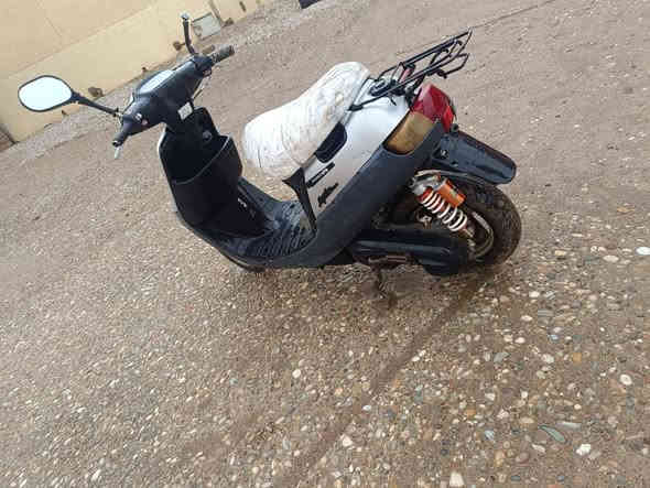 ماطور بوتين للبيع مابيه اي شي شرط محرك كهربائيّة كله شغال سعر 350 وبي مجال  ؟؟  رقم موبايل *********** مكان موصل بعشيقه قريه الفاضليه
