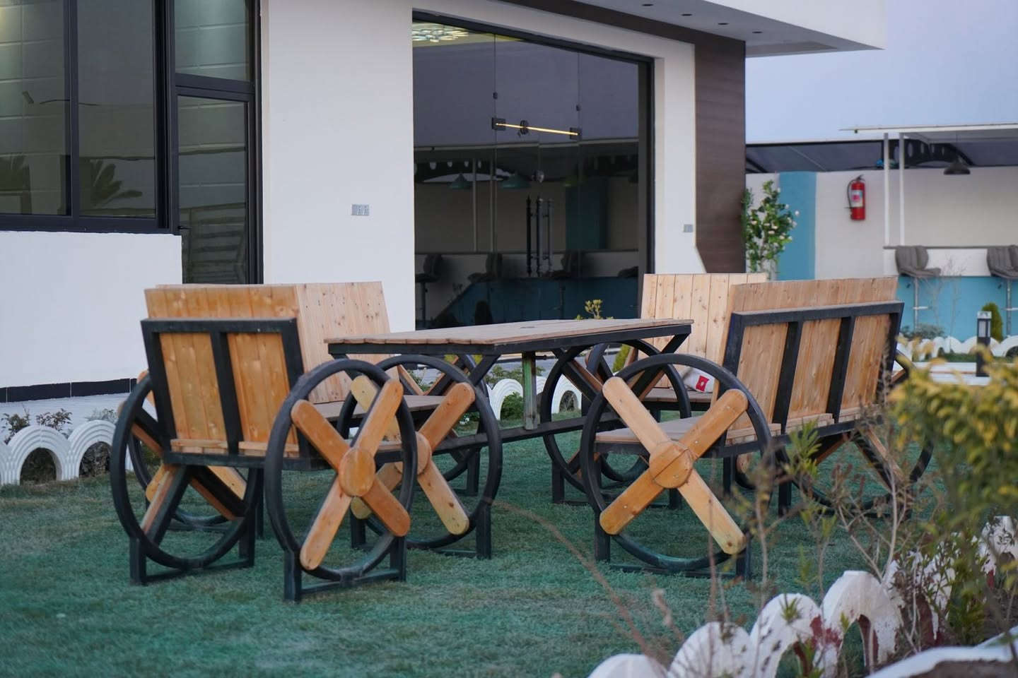 عيد فطر سعيد 
كل عام وانتم بالف خير 
يتوفر حجوزات 
للاتصال ***********
العنوان قضاء بلد
