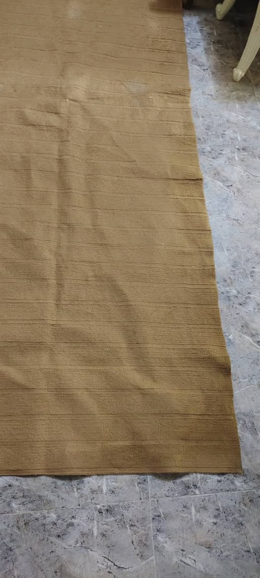 مكلف بنشر بطانيات عدد 2 وكربت عدد2 ودوشك اسفنج  عدد3 ودوشك ديباج كلهن 25. اللحجز ***********
