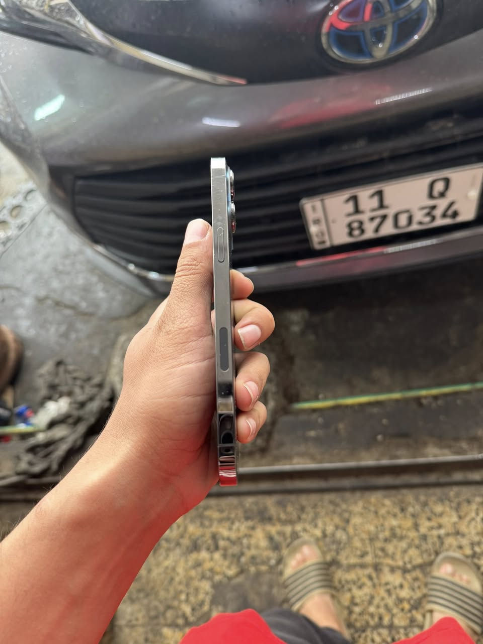 ايفون 13 برو ماكس نضيف امريكي ذاكرة 128 بطارية 85 الجهاز مكفول من اي عطل فقط مبدل وحدة من الكامرات كلة شغال بدون ملحقات بيع او مراوس سعرة 625 بغداد حي الجهاد رقمي***********
