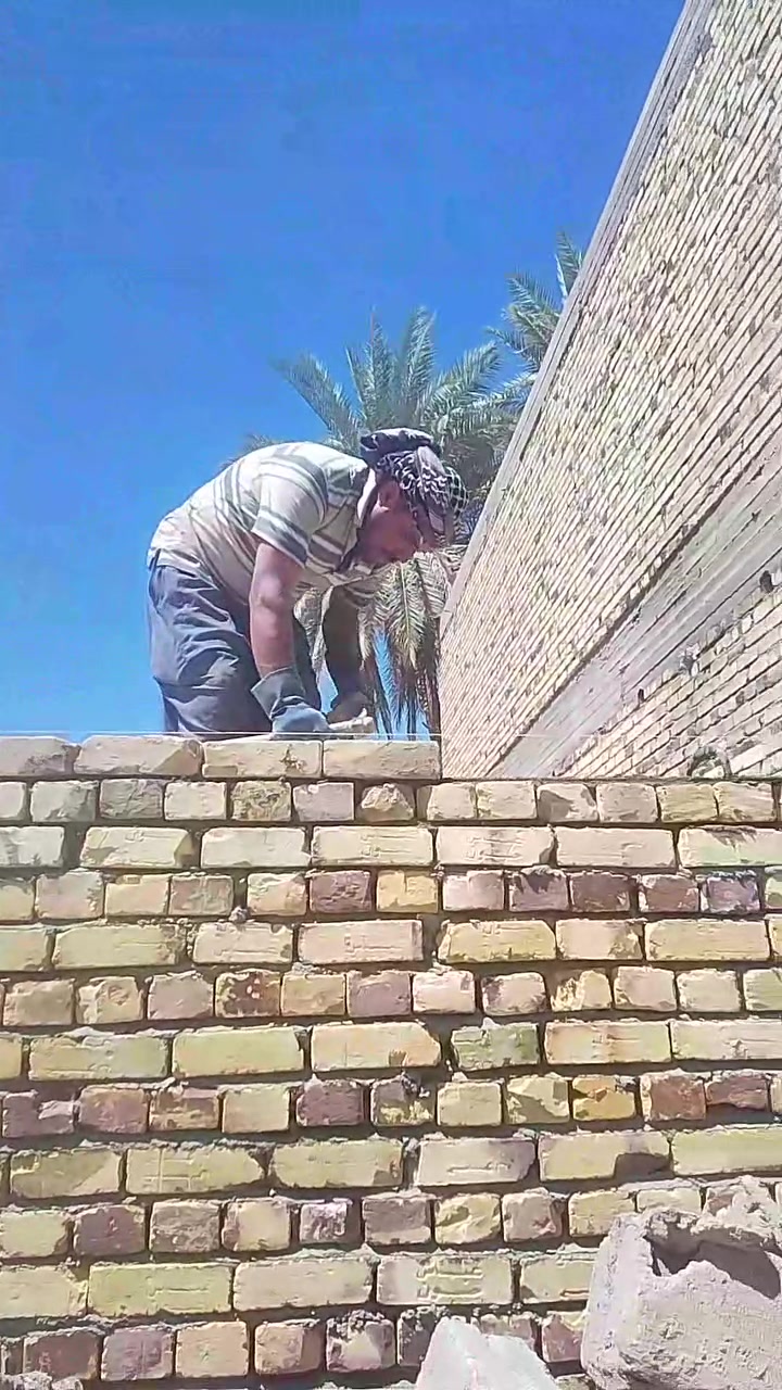 السلام عليكم كادر مختص البناء وشغل درجه اوله نشتغل مكطوعه وعلى اليوميه ب ادارت ابو ملاك *********** مكاني بابل
