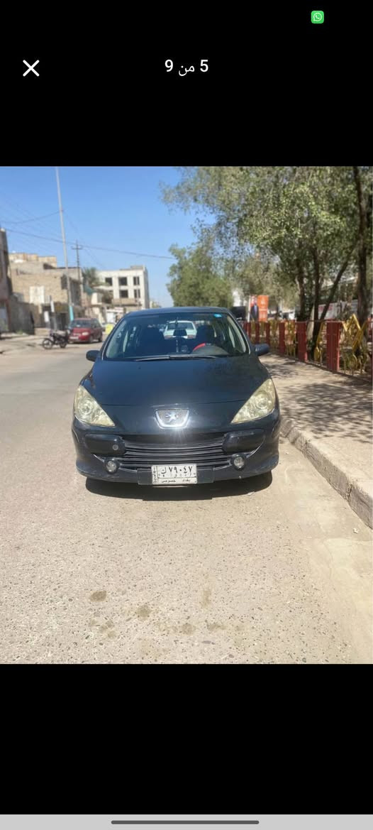 سلام عليكم بيجو فرنسي 2006 بيهه فقط بنيد وجامرلغ عكس السائق مصبوغ فقط  مكينه وكير كورله سياره اي نقص ما بيهه تبريد شغال بس بي خلل بسيط بس التدفئة شغال والتبريد ما اعرف امكن منقص غاز السياره تحويل مباشر
مكاني ديالى بعقوبة 
 السعر $38
رقمي / ***********
