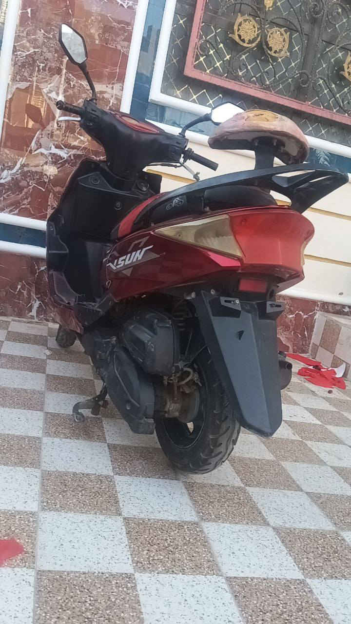 السلام عليكم
دراجه سكنز للبيع الدراجه نضيفه تشتغل سلف هندر كهربائيات شغاله الاستفسار راسل الصفحه او اتصل عله الرقم ***********
