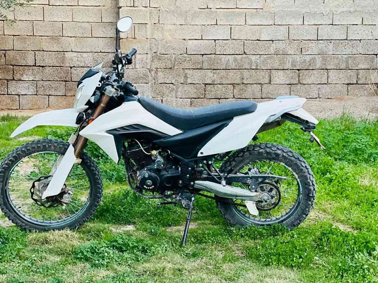 قفاص للبيع موديل ٢٠٢١ سعر ٧٠٠ و بي مجال رقم ***********
