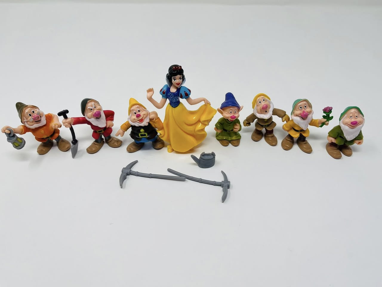 الاقزام السبعة


**إذا كنت صاحب هذا الإعلان وتريد حذفه لأي سبب، رجاءا أرسل رسالة إلى الدعم الفني**