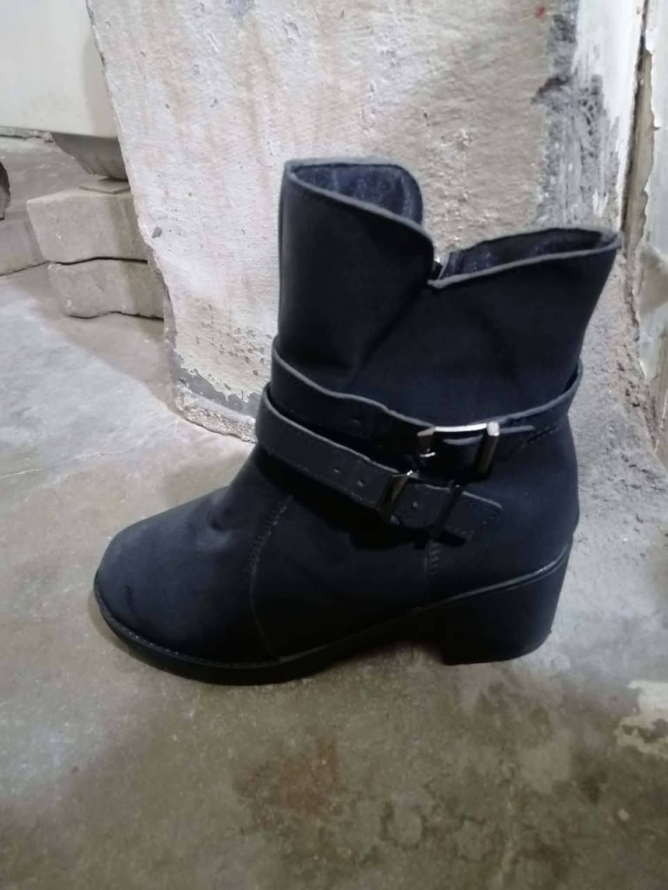 طاوه مال باله  بالكارتونه مالته ب15   ب10قفل ونهايته جديد قياس37
وقاطعه خضروات عدد2ب15 جددمامستخدمات

سياره جديده ب30وبيه مجال

صواني الحجم الجبير عدد3 ب30وبيهن مجال


**إذا كنت صاحب هذا الإعلان وتريد حذفه لأي سبب، رجاءا أرسل رسالة إلى الدعم الفني**