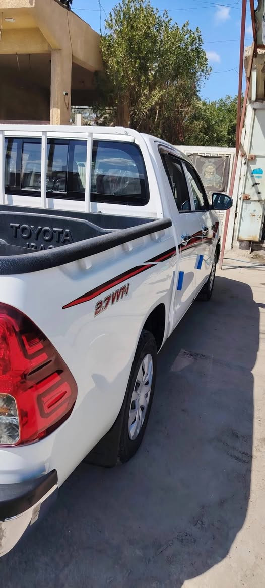 السلام عليكم هايلوكس 2025 ناصي ساز باب اول كير عادي مكفولة كفاله عامة بيها ملاحظة بسيطة باب البدي ماشيه ٣٤ الف بعدها بلضمان رقم بغداد بسمي تحويل مباشر مكان السياره بغداد رقم الهاتف ***********احمد
