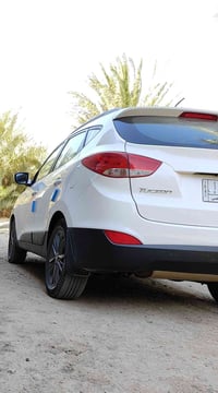 توسان • ٢٠١٤ • ١٨٠٠٠٠