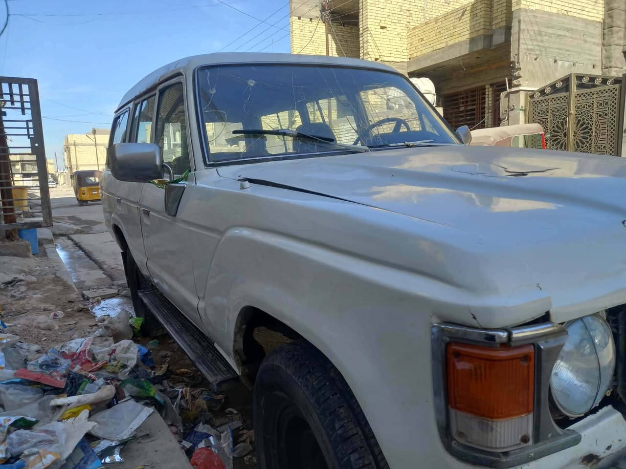 سلام عليكم لاندكروز البيع مديل ٨١ انبار سعر١٧ وبي مجال ***********
