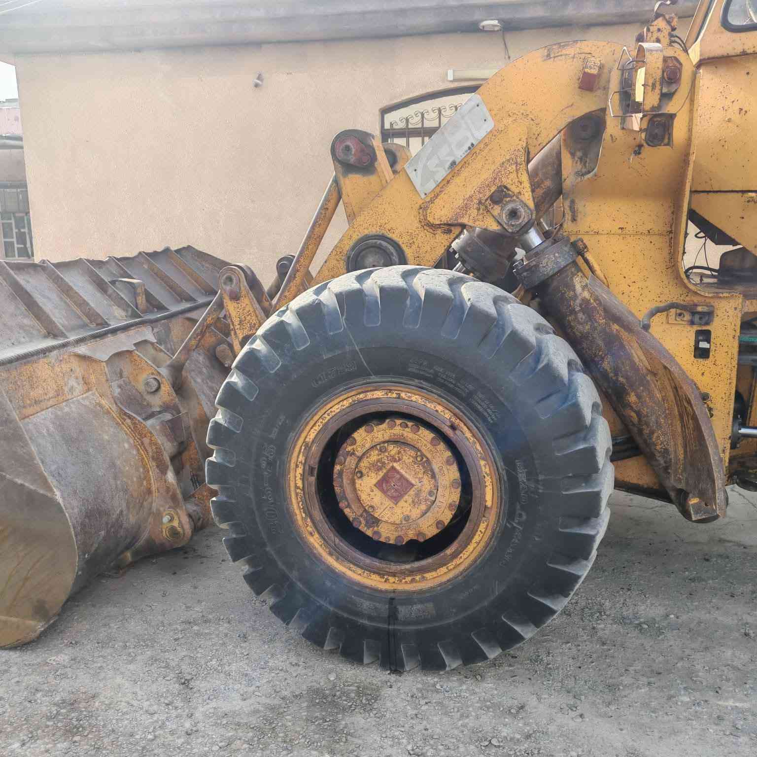 شفل كاوسكي موديل ٨٢ حجم ٨٠ المحرك والكير والتركم والاكسل مكفولات رقم بغداد تحويل السعر( ١٣٥$)وبيه مجال الاتصال *********** المكان سامراء
