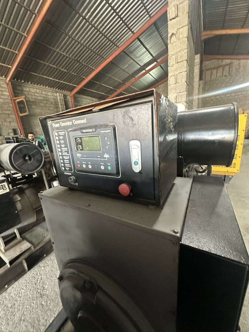 دايو 6
300kva
استندر بلادي مامفتوح
اوربي نضيف بدون اي بخار 
تجي تفحصه تضربه حمل وتحمله 
العنوان اربيل الصناعة الجنوبية 
***********
