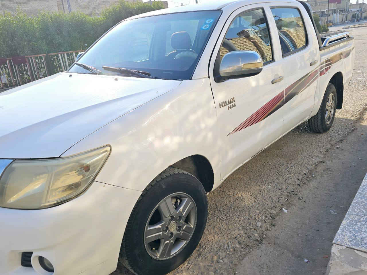 سلام عليكم سياره للبيع موديل 2012 بيه ضربه قليله بل جاملغ الكدام سياره رقم أنكليزي بسمي سعر 145 المكان ميسان المجر الكبير رقم الهاتف ***********
