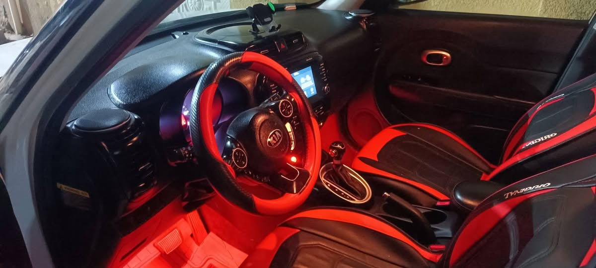 السلام عليكم .كيا صول موديل 19 رقم سليمانيه مميز اوحلو  اب اسمي امداور ثاني يوم اتريد وكاله اتريد امداور .. لون مميز ابيض قماره حمره حادثه بسيط كلش ما واصل شاصي صوره الحادث مرفقات بلصور  سستم 8ارباك سليم نص فول تحكمات استيرن  مانع انزلاق 3 وضعيات قياده كير  اوتوماتيك .وبي الوضع العادي شاشه كبيره تبريد ابيانو . ثلج ويه الأسويج بيه بعد اهواي مواصفات.  محرك 2000 مكفول لاتنقيص لاتبخير كير مكفول شلعته اتخبل سياره احلا من الصوره مكانه كربلاء باقي التفاصيل عل خاص .السعر 125  .  رقمي   .***********
