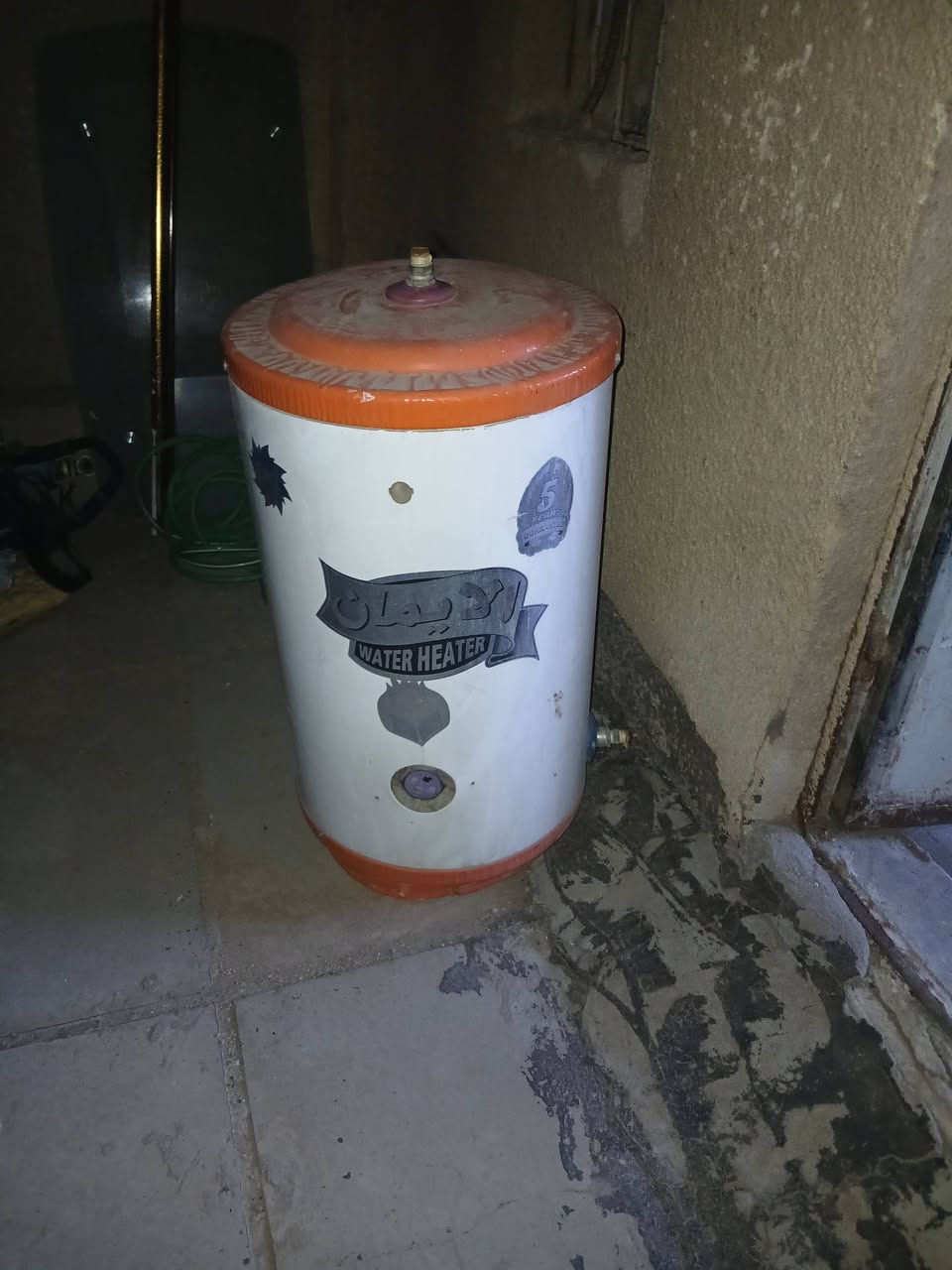 اغراض مستعمله للبيع العنوان بغداد شارع فلسطين ***********
