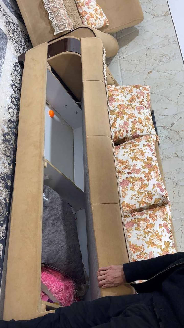 طخم قنفات جدا راقي موصي من تركيا قبل ٨ شهور يصير مخزن ويصير سرير ابو نفرين
١٢ نفر بحاله جدا جدا ممتازه عنواني دهوك ولا يوجد توصيل دهوك, العراق


**إذا كنت صاحب هذا الإعلان وتريد حذفه لأي سبب، رجاءا أرسل رسالة إلى الدعم الفني**