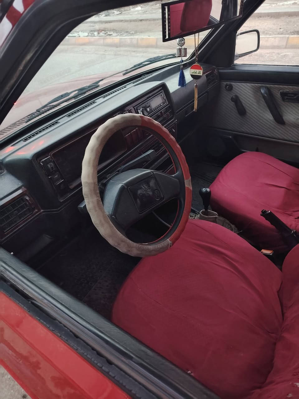 جيته للبيع موديل 1991مشروع وطني دفتر بانزين السعر ٣٠مكان كركوك ***********
