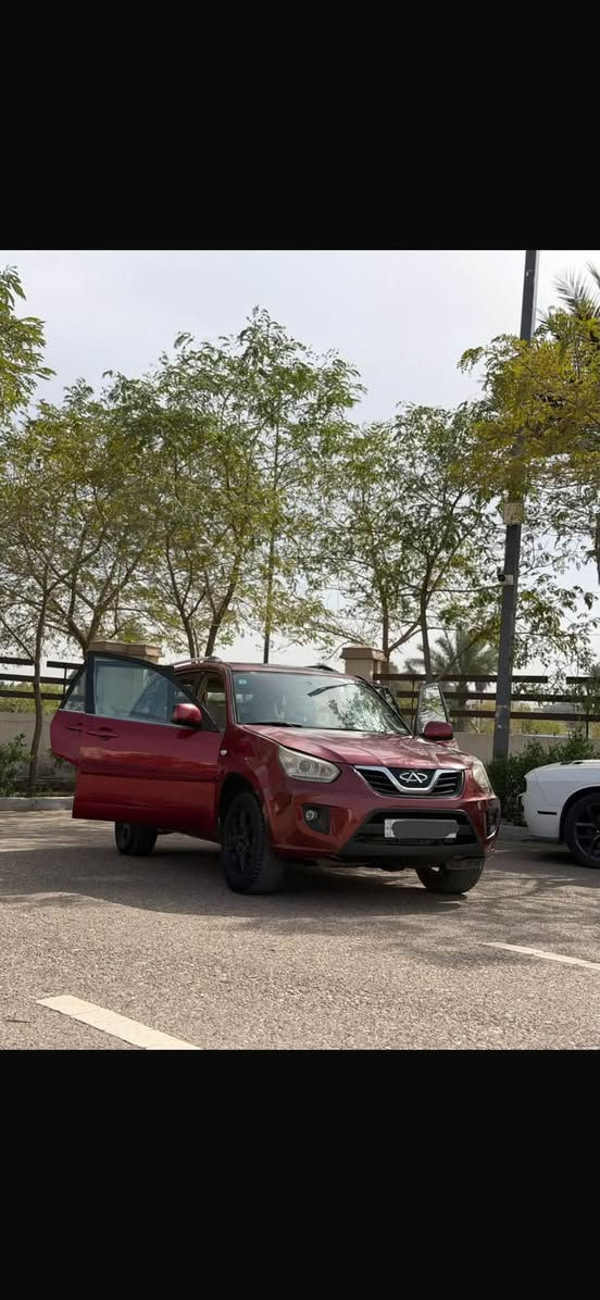 � للبيع 🚗
سيارة Chery Tiggo 2013 فول مواصفات (فتحة + إضافات كاملة)
رقم بغداد خصوصي تحويل ثاني يوم 👍🏻

✔️ كير كهرباء
✔️ محرك 1.8 قوي واقتصادي
✔️ فتحة سقف + كامره 
✔️ تحكم ستيرن
✔️ كشنات تدفئة+ جلد 
✔️ منظومة زنون
✔️ الجامات أوتو
✔️ مكيف ثلج ثلج بدون فصله
✔️ شاشة اصليه 
✔️ زجاج ومرايا كهرباء اوتو

💥 سياره عليها ادامه بلكات ومراوح ونوزلات
💥 كير + محرك نضيفات 
💥 السيارة بحالة ممتازة وجاهزة للاستعمال

📍 ما تحتاج أي صرف
📍 استخدام نظيف
مكان السيارة بغداد الشعب 
 السعر 45($) قابل للتفاوض 
📞للاستفسار والتواصل والاتصال
***********
