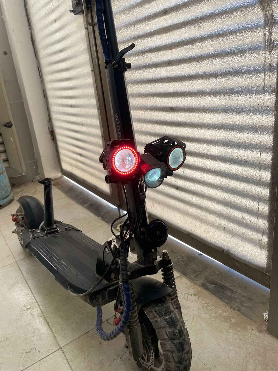 سكوتر للبيع السعر 450و المواصفات 3بطاريات و ٣ سرعات و السرعة ٦٠ يمشي ٦٠كم هورن اشارة يمين يسار و اضائة زنون تاير جبلي + مقعد يتحول الى دراجة +رماش +شاشة ذكية+تقيس السرعة والنسبة للشحن + والكيلوات + بصمتين + مفتاحين + بريك امامي خلفي +قفل من خلال البصمة ونمط القفل والفتح من المفتاح و السويج+ستاند لتوقيف الاسكوتر +دبلات مقاومة ل الحفريات والطسات+ يتحمل ١١٥كيلو + جديد استخدام ٣اشهر جديد +الموقع شارع فلسطين المهندسين


**إذا كنت صاحب هذا الإعلان وتريد حذفه لأي سبب، رجاءا أرسل رسالة إلى الدعم الفني**