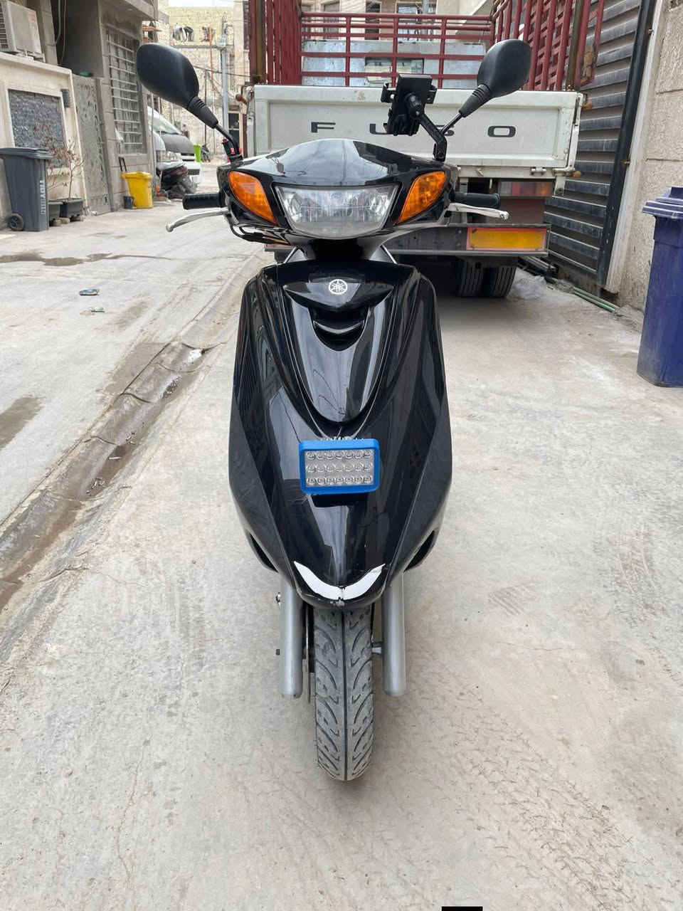 سلام عليكم شباب دراجه اكزز
للبيع مرقمه بغداد رقم جديد مميز 
دراجه كامله تايرات جدد دسكات جدد نوزل و فيتبم جدد 
دراجه كامله مابيه اي نقص 
مكاني بغداد حي تونس متواجد اتصال فقط 
***********
