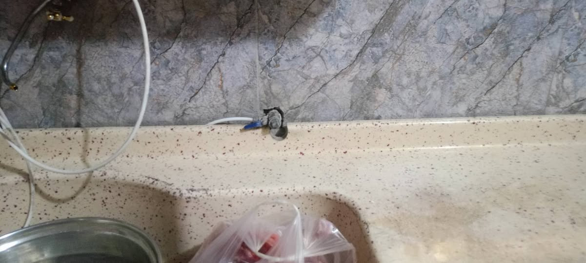 مطبخ نضيف جدا تفصال درجة اولى كلة مرمر مستخدم للبيع العنوان الحرية شراي اتصل ***********
