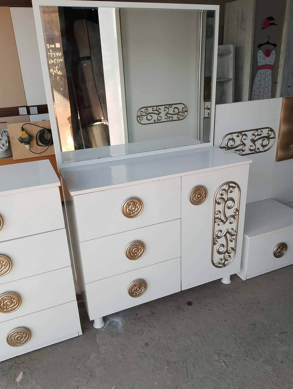 غرفه نوم تركي 6 قطع نضيفة 
السعر 475 وبيها مجال


**إذا كنت صاحب هذا الإعلان وتريد حذفه لأي سبب، رجاءا أرسل رسالة إلى الدعم الفني**