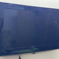 تلفزيون البيع ٧٥ بيه مجال بسيط كلشي مابيه شغل مكان حي الجهاد ٠٧٧١٥٢٥٧٥...