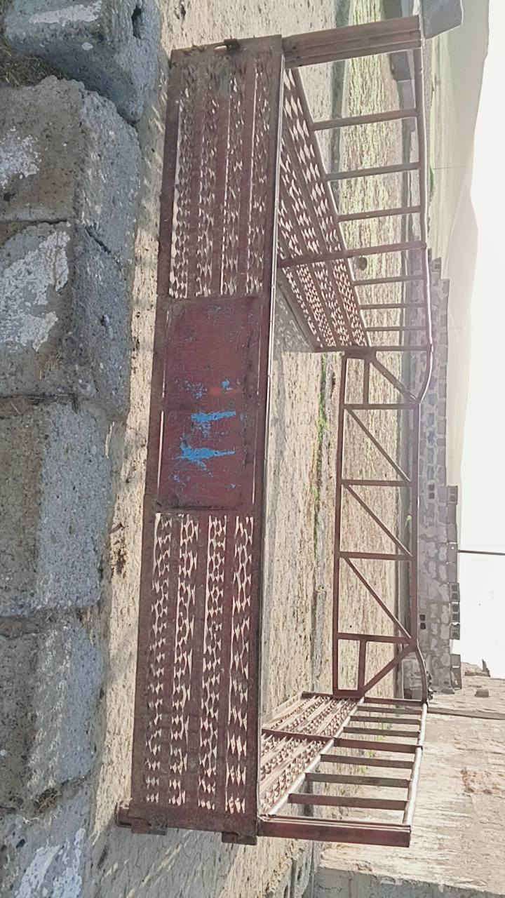 السلام عليكم محجل للبيع مال 2001 تويته اللي يريدوا خليه يخابر ***********
