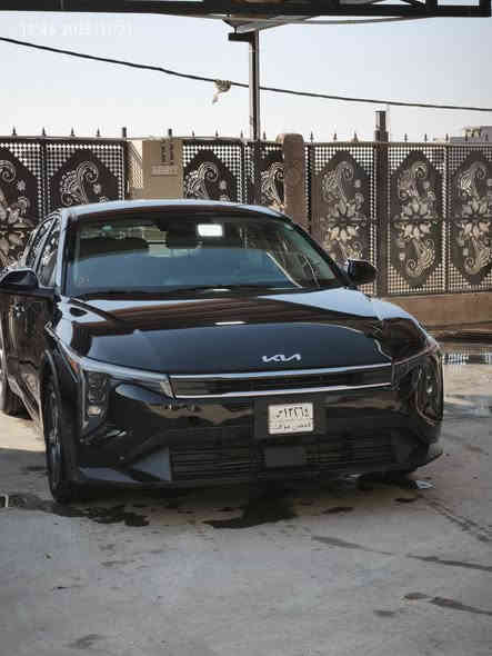 K4/2025
الضرر موضح بالصور 
بدون ارباك بدون اي دواخل ماشية 1000
قبق صندوق صبغ
البنيد تبديل وصبغ 
بيع او مراوس 
حسب القناعة السعر 170 مجال بسيط 
***********
