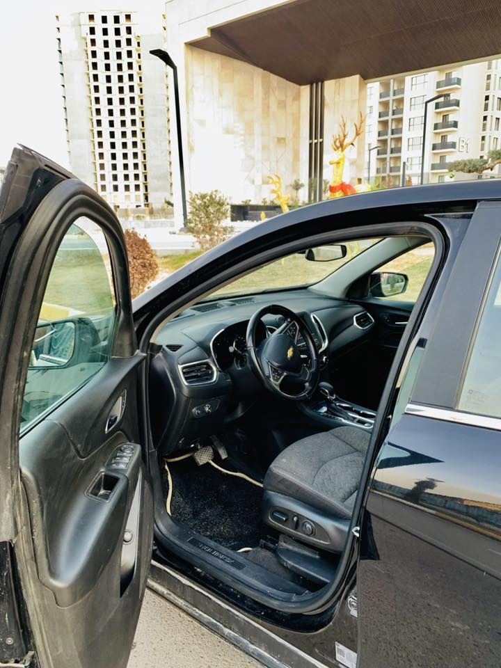 السلام عليكم
اكوينكس 2022 مواصفات فئة lt 
ماشيه 37 الف كيلو
شاشه رادار امامي 
رادار خلفي 
حساسات امامية
حساسات خلفيه
كرسي كهرباء 
تدفئه كشنات 
جنطة كهرباء
حادثها بنيد وجاملغ ايمن 
وجاملغ ايسر هنا نطخ 
واليريد صور الحادث يتفضل واتساب ادزهم 
السعر 153 
مكان السياره بغداد حي الجهاد
***********
