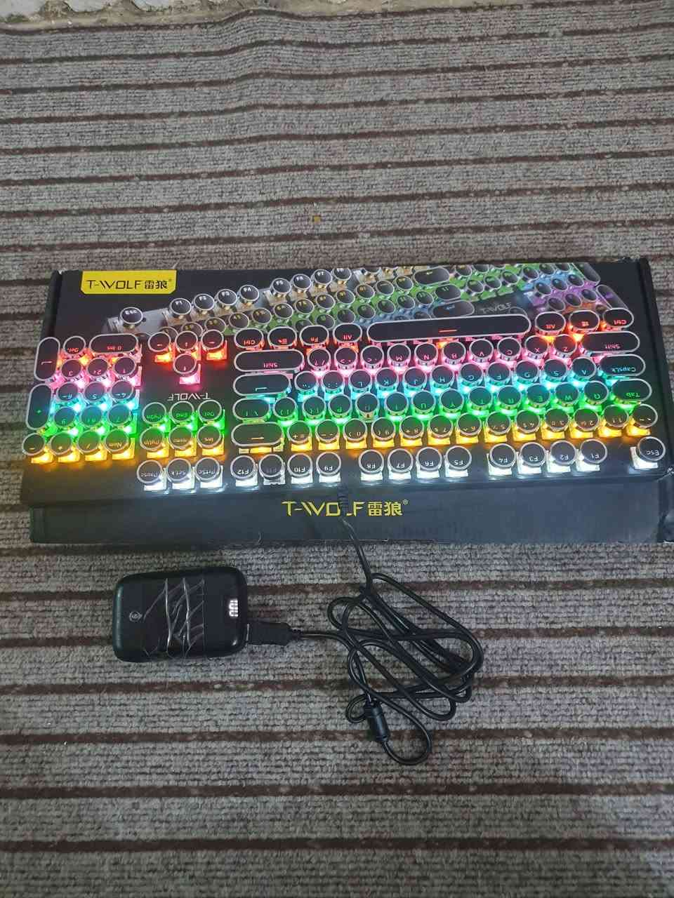 كيبوردات ماركة .T75  وAJAZZ ميكانيكي RGB. جديد لوك
انطيني سعر


**إذا كنت صاحب هذا الإعلان وتريد حذفه لأي سبب، رجاءا أرسل رسالة إلى الدعم الفني**