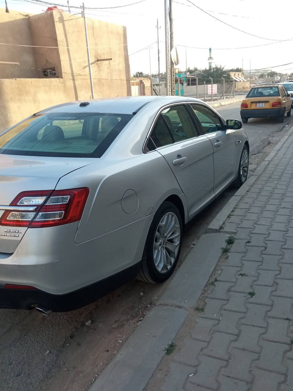 فورت تورس امريكي كلين تايتل مواصفات sel موديل ١٦فول بصمه تشغيل ماعدا فتحة سقف مكفوله من الصبغ الرقم شمالي اربيل  السعر المطلوب ١٤٥$ لأتصال على الرقم *********** مكان السياره كربلاء
