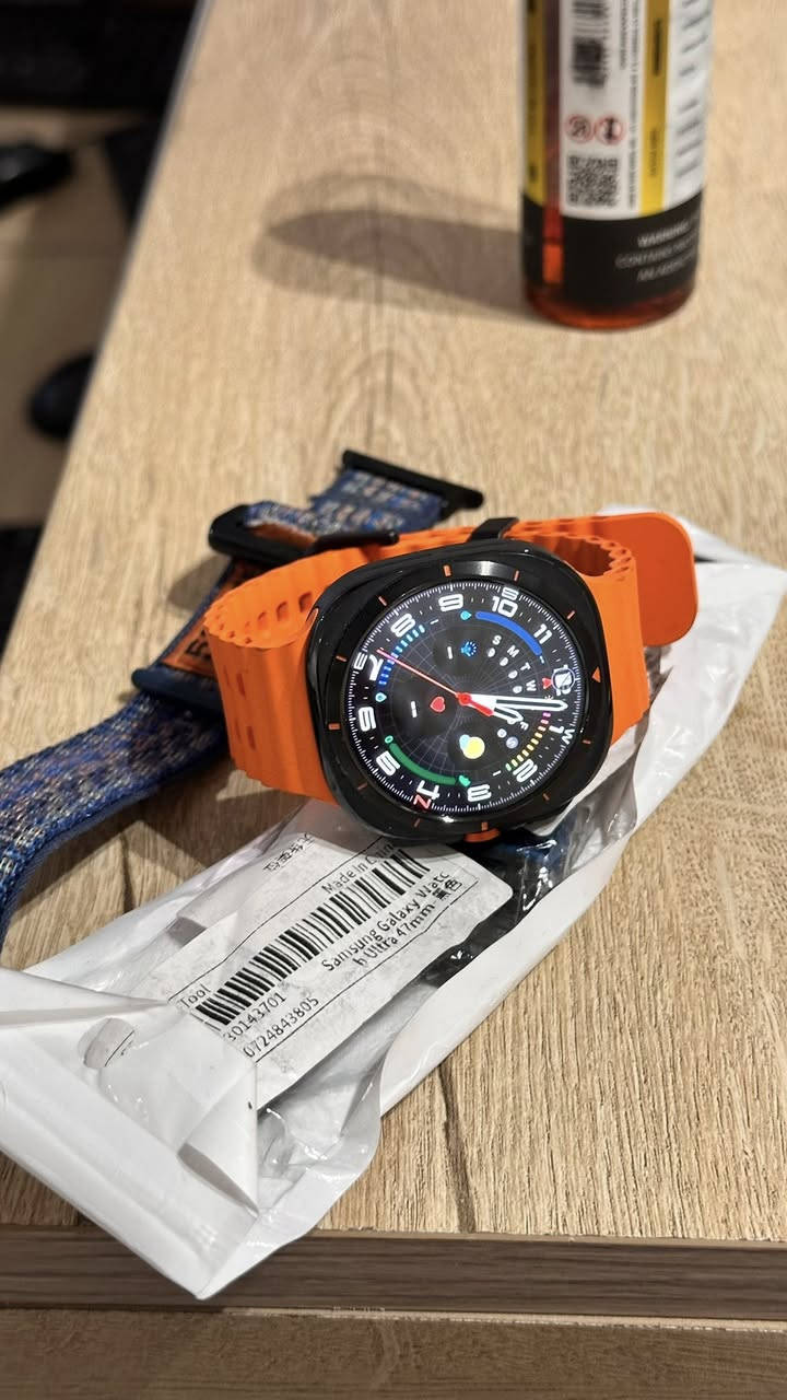 ساعه samsung galaxy watch ultra 2024
نظافه 100‎%‎
كامل ملحقات + سير تيتانيوم جديد 
مكاني بغداد ***********
توصيل موجود
