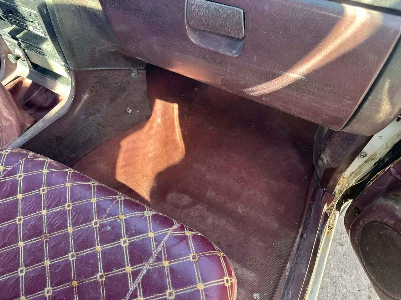 السلام عليكم
بيكم دير 2007 كير محرك مكفول القماره معمره من الخياسيات والتكم والارضيه سياره يرادله ترتيب رقمه مميز 212 بأسمي تحويل مباشر سنويه ساقطه للاستفسار *********** عنوان سبع البور  سعره 30 وبيه مجال
