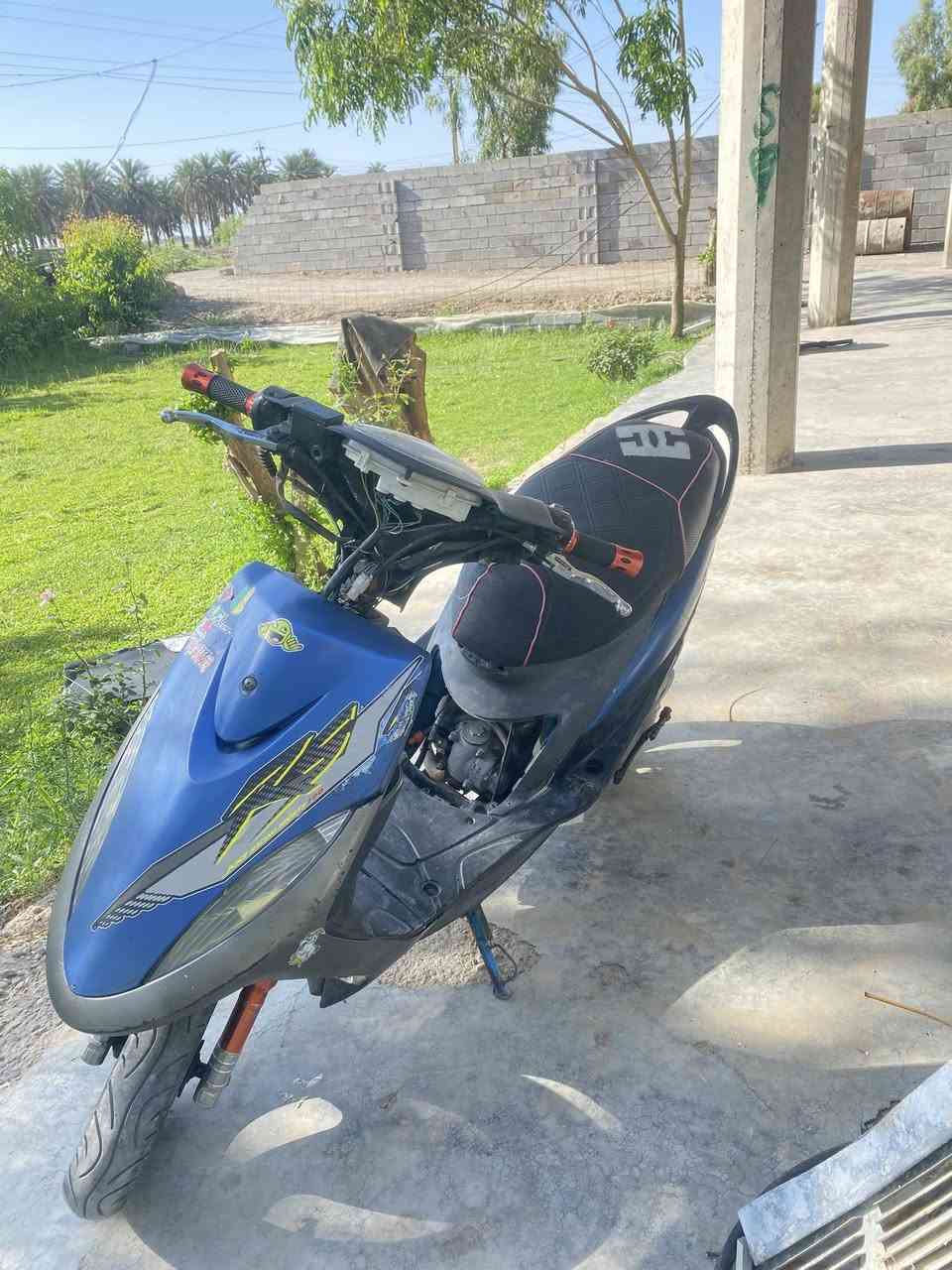ماكس 120
دراجه كلش نضيفه يرادله كم شغله وتكمل 
مكينه بلاديه بس مبدل ولفات فقط 
بيه صدر رياضي 
يدات بريك koso
صالنصه FM
كلجات رياضي 
تايرات جدد 
تاير خلفي جلاتين اصلي 
كهربائيات كله شغاله 
سعره 350 $


**إذا كنت صاحب هذا الإعلان وتريد حذفه لأي سبب، رجاءا أرسل رسالة إلى الدعم الفني**