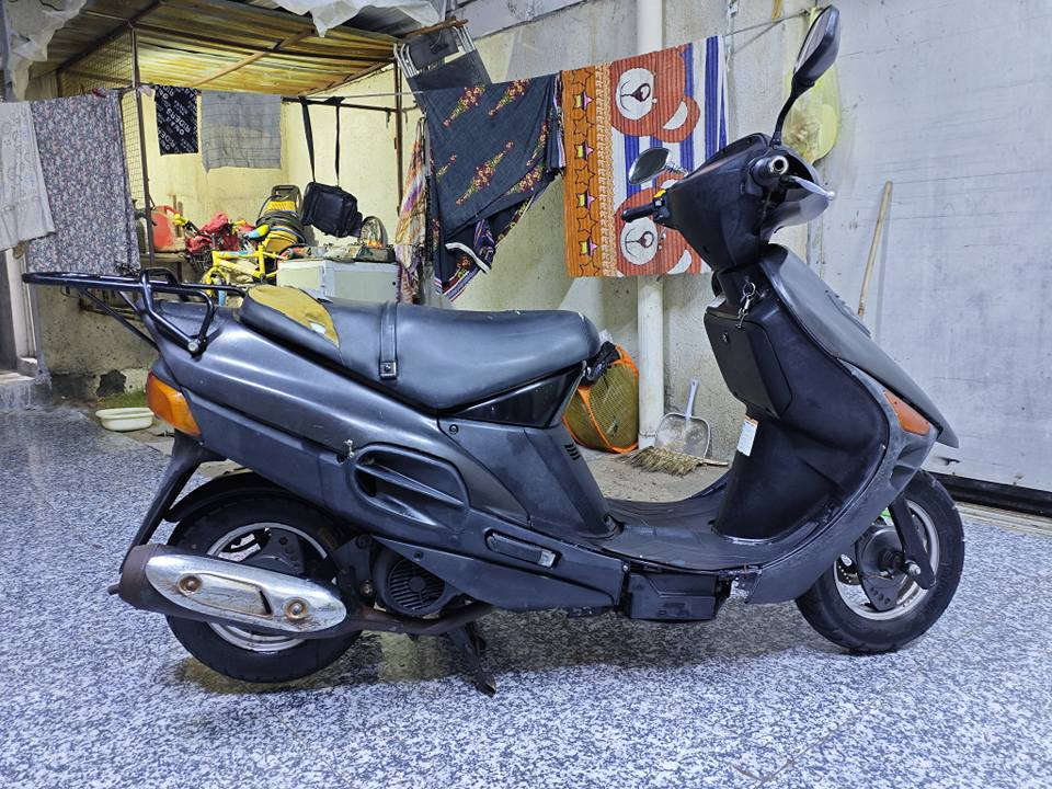 دراجه ساسوكي اكستار والفات ماكينه 125 بسرعه 100 شغاله سلف دراجه معمره من الصفر يحتاج لها شي ترتيب كلش قليل رقم الهاتف 0770 90 0 0 5 8 7 1 البصرة, العراق
