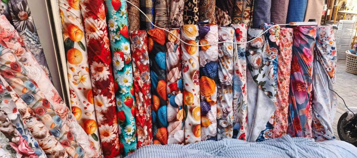 السلام عليكم 🌹 شغلي حسب الطلب ولقياسات
هاي اقمشة متوفرة الهمايون ال3D ولقطني الاماراتي الاصلي  اسعار جدا مناسبة  يوجد توصيل 🛺داخل المحمودية 🌹🌹حبايب ما ابيع اقمشة بس اخيط ماعليج بس تختارين القماش وتنطيني قياسات واني اخيطة بكل حب 🥰 ارفعوا المنشور ب الصلاة على محمد وآل محمد


**إذا كنت صاحب هذا الإعلان وتريد حذفه لأي سبب، رجاءا أرسل رسالة إلى الدعم الفني**