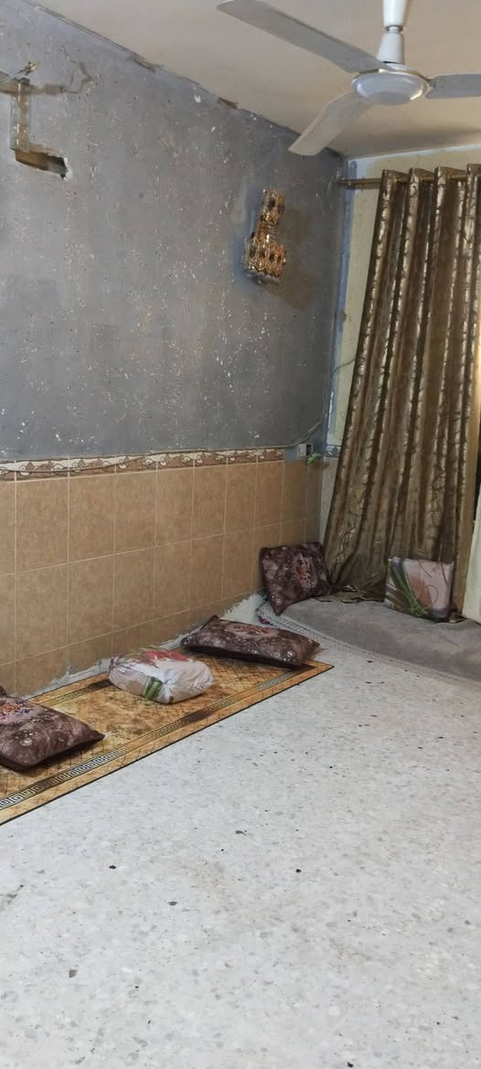 سلام عليكم
بيت للبيع 100م طابقين ونص مرمم جديد الطابق الاول استقبال مطبخ صاله+ ترك وغرفة نوم+ ترك وصحيات خارجية وداخلية درج بايات مو صعب الطابق الثاني غرفتين نوم وصاله وصحيات الطابق الثالث غرفة كاملة مطبكه كاشي نقص بس سكف العنوان زراعي الخطيب شارع المولده الحمره قرب اسواق ام علاء السعر 140 وبي مجال ***********
