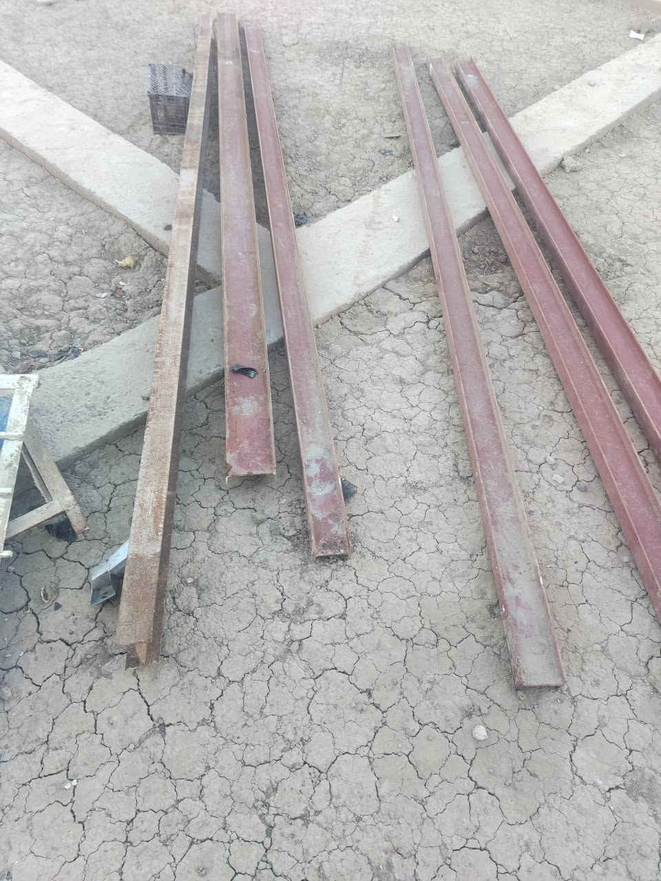 باب طلاكتين جديد لا خياس ولا زنجار حديد قديم

وباب سلايت شبابيك عدد ٤ ابو ٢ وابو ٣ 

شيلمان بلجيكي عدد ٦ طول ٤ متر


**إذا كنت صاحب هذا الإعلان وتريد حذفه لأي سبب، رجاءا أرسل رسالة إلى الدعم الفني**