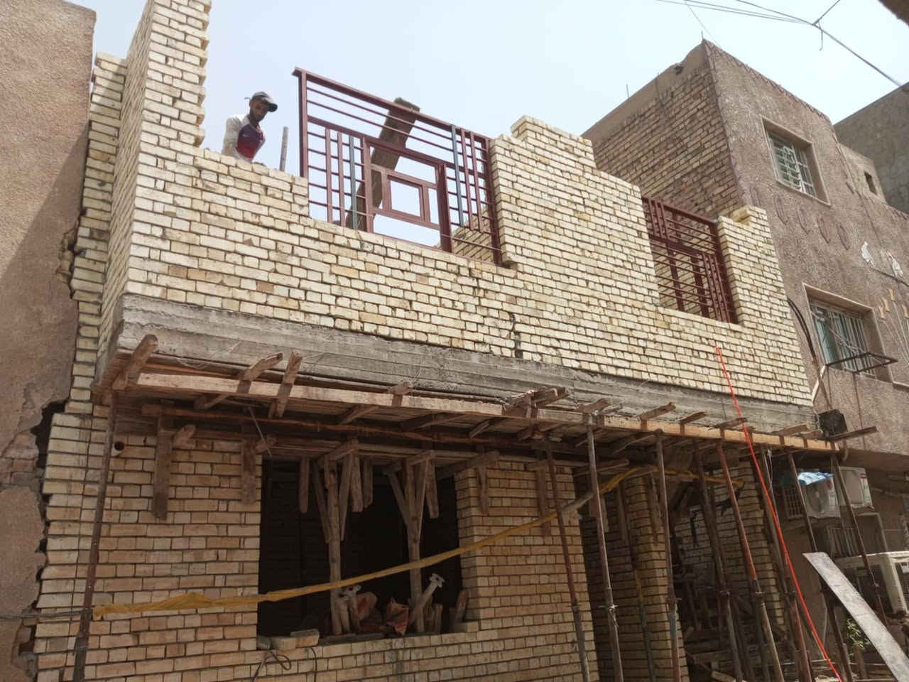 اسلام عليكم ورحمة الله مسدعدين لكافه انواع البناء العمارات والبيوت والمجمعات وجميع البناء في محافضه بغداد. لتواصل.
الخلفه احمد ***********
