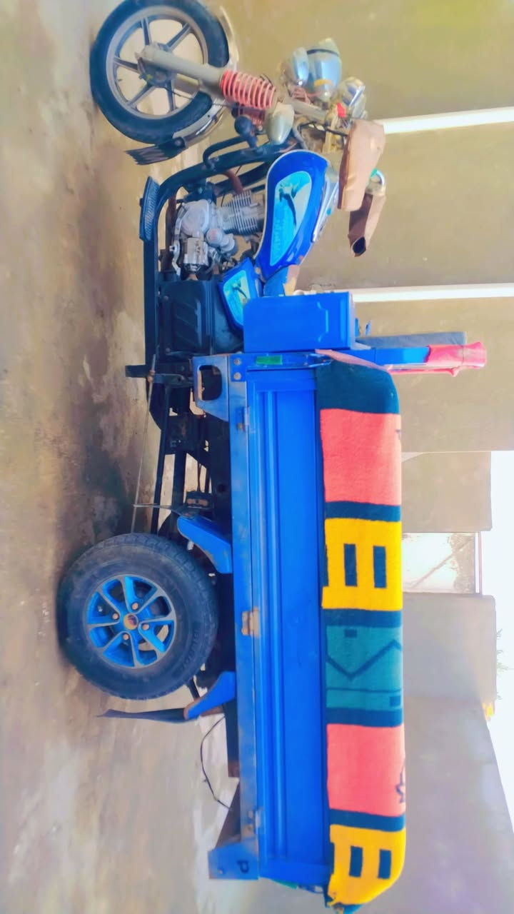 سلام عليكم اخوان ستوته للبيع مكفوله من كلشي رقم ابيض انكليزي الستوته نضيفه خير من الله السعر خاص والشراي بي خير ويدلل موديل 2021 فقط بس المداور فوري الستوته بسمي التصال *********** متواجد فيس ولا تنسه مداورهه فوري
