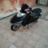 دراجه سبيسي نضيفه مانقصه بس باتري ما مفتوحه سعر 300قفل بدون نقاش 07722...