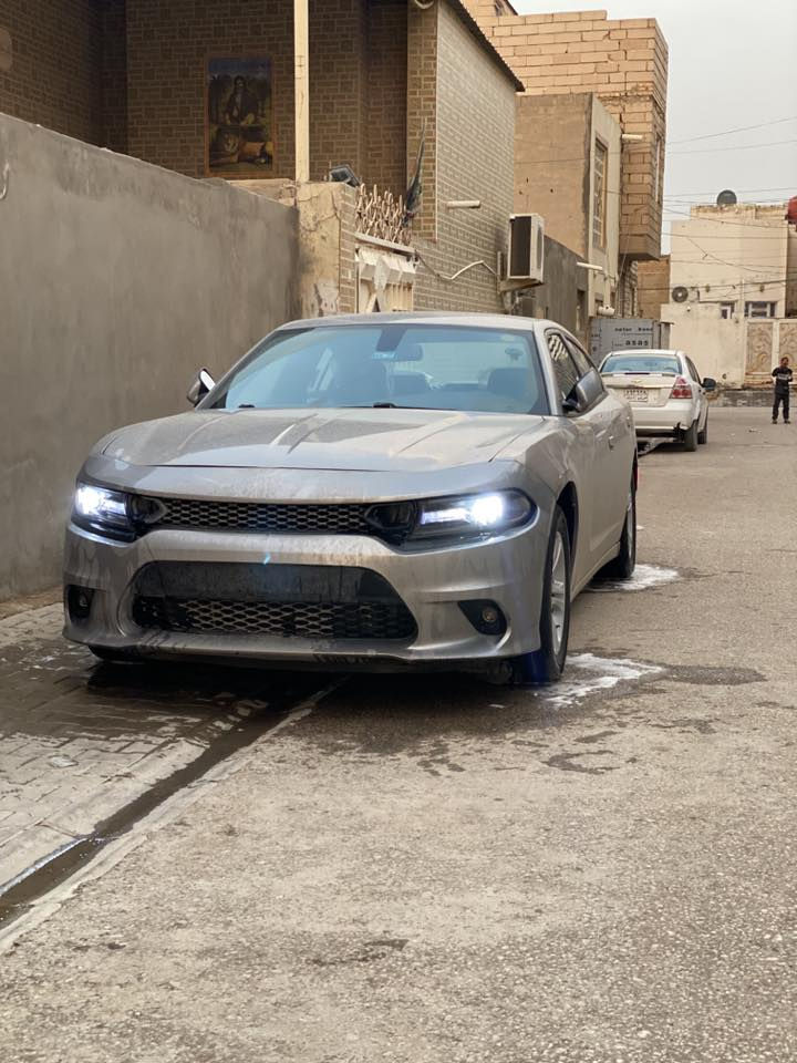 جارجر ادوات بدون لوحات بدون لوحات 
كصه جنطه 

موديل ٢٠١٦ 
مكينه ٣٦٠٠ 
كير طياره ٨ نمر 
شاشه جبيره 
تحكم جهتين 
مواصفاتها معروفه 
جاهزه للخير كير مكينه حداديه تبريد كله جديد 
مكاني نجف ٦٧ وبيها مجال 
***********
